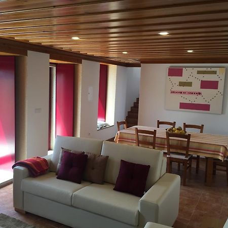 Hotel Caramulo - Casas Do Espigueiro à Macieira de Alcoba Extérieur photo