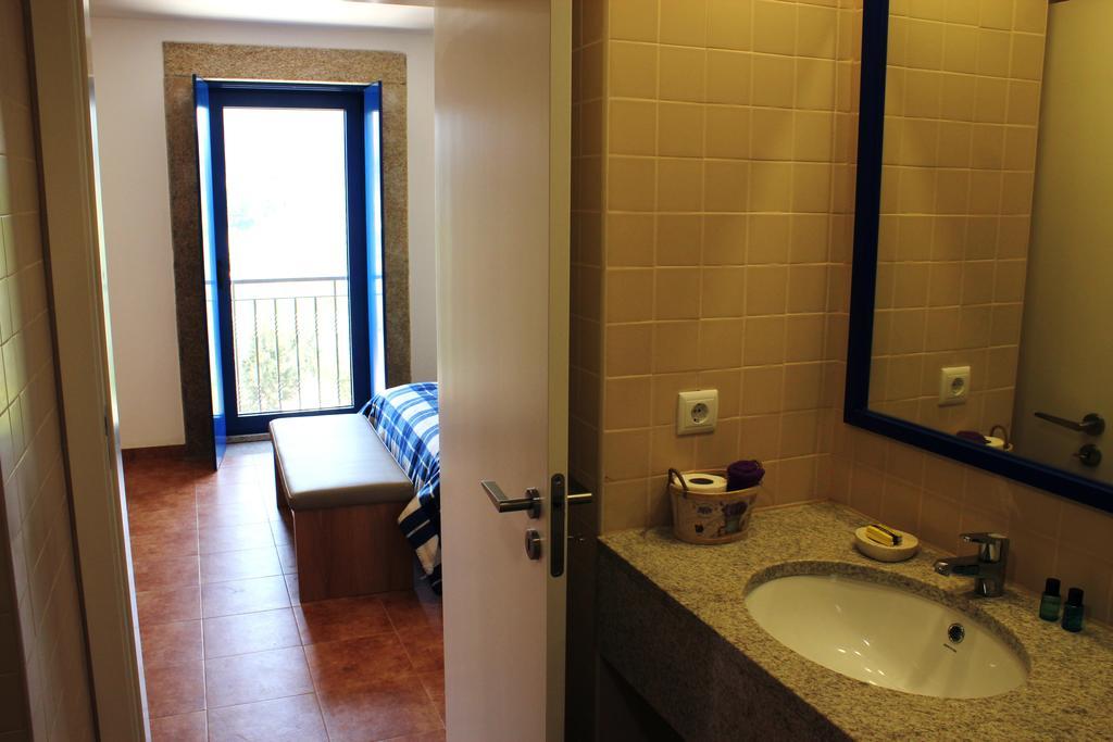 Hotel Caramulo - Casas Do Espigueiro à Macieira de Alcoba Extérieur photo